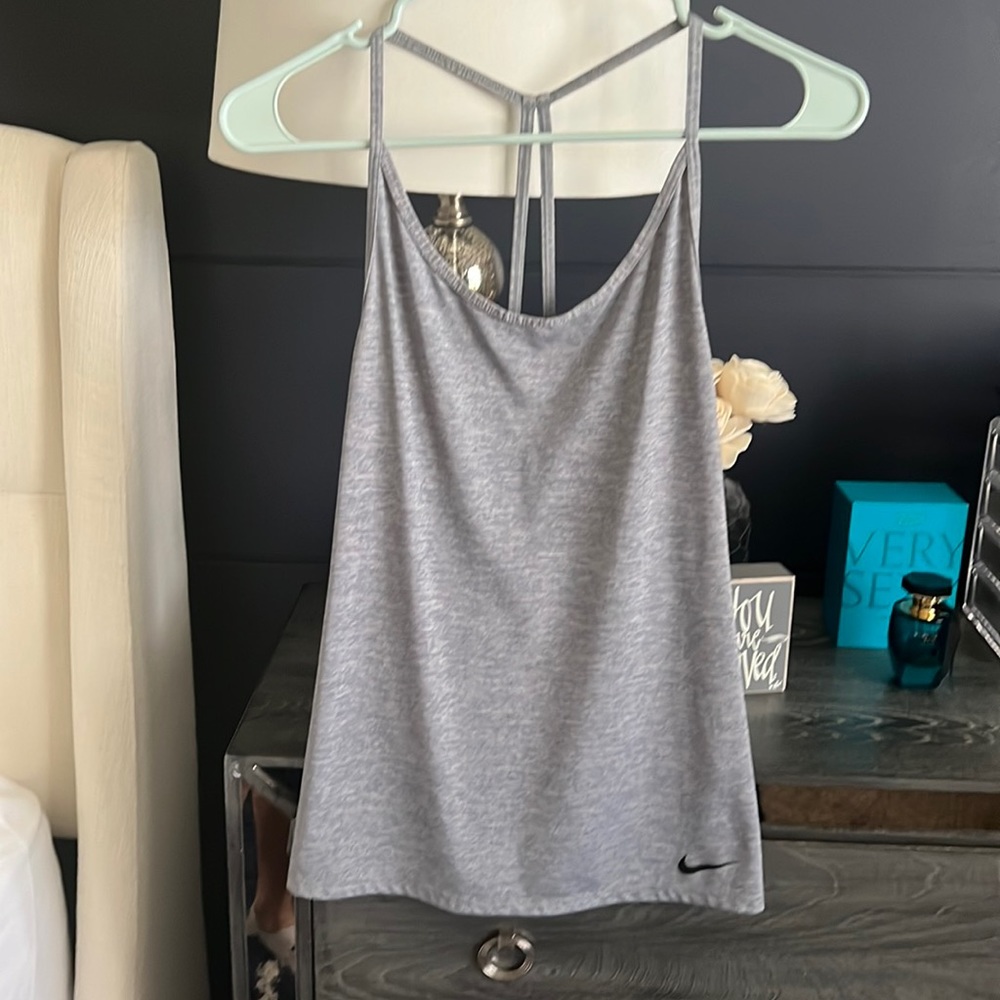 Nike Tank Size: Small